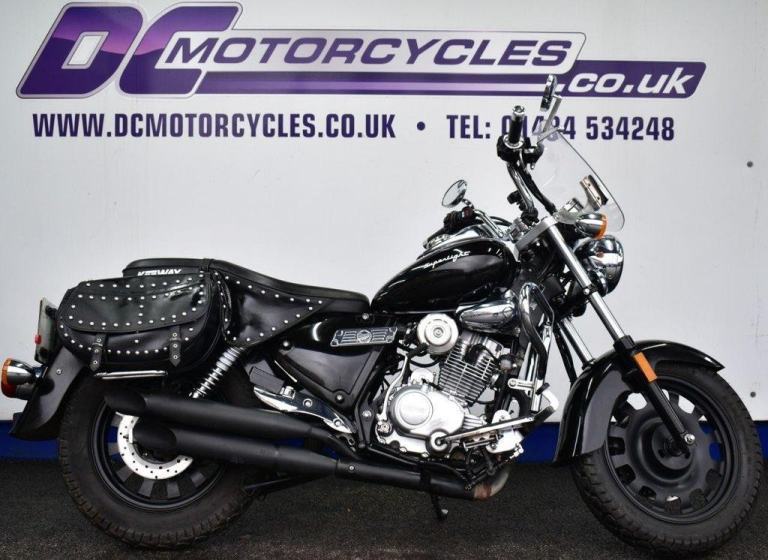 2025 KEEWAY SUPERLIGHT 125 CUSTOM CRUISER EURO 5 (10 PS)