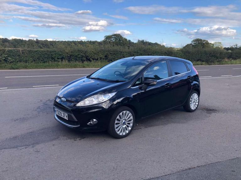 2009 Ford Fiesta 1.4 Titanium 5dr HATCHBACK PETROL Manual