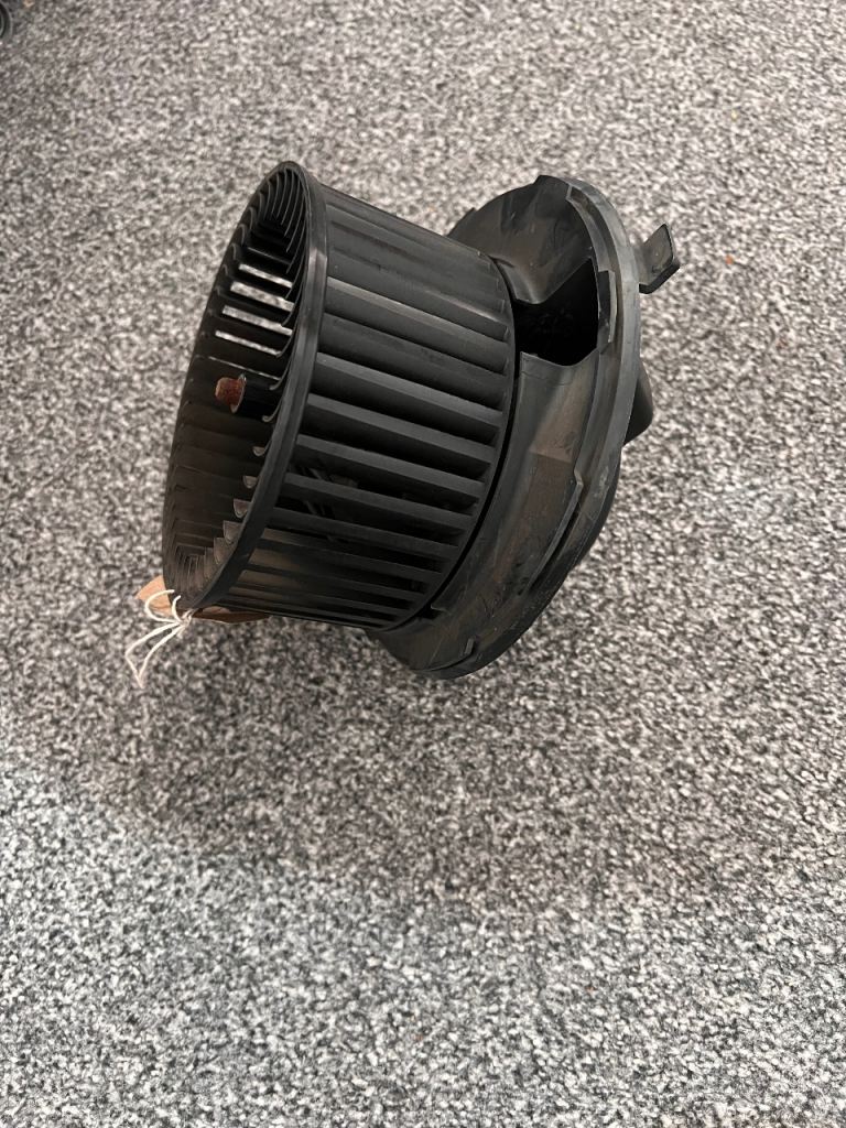 Volkswagen Golf MK6 2009-2012 MK5 + Estate Heater Blower Motor Fan 1K2819015A