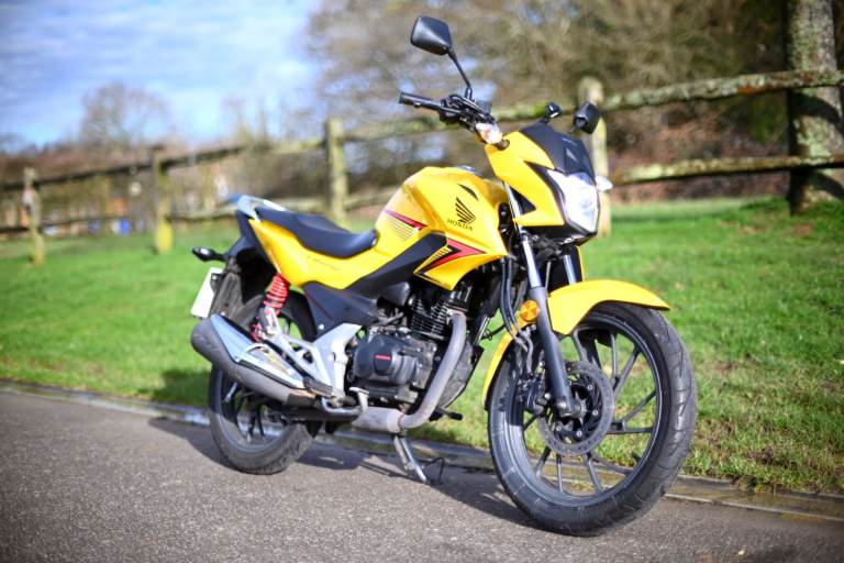 Honda CB125F 2018 JUST SERVICED NEW CONTINENTAL TYRES LOTS OF SERVICE HISTORY 125cc motorcycle
