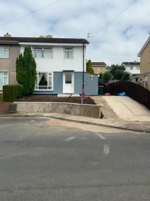 Executive House to let