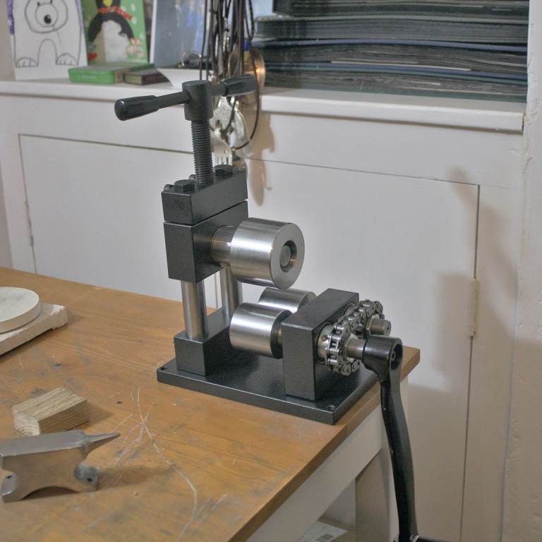 Versatile Hand Crank Jewellery Bending Machine