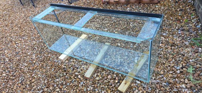 4 foot aquarium for sale