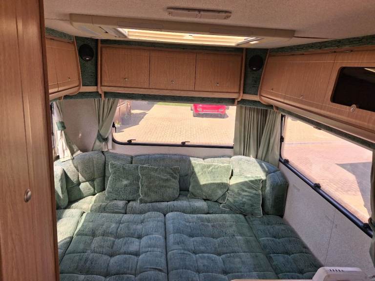 Autocruise pioneer 2 berth