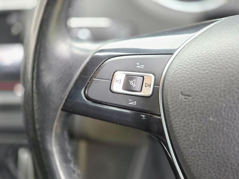 2015 Volkswagen Polo 1.2 TSI SE 5dr DSG HATCHBACK PETROL Automatic