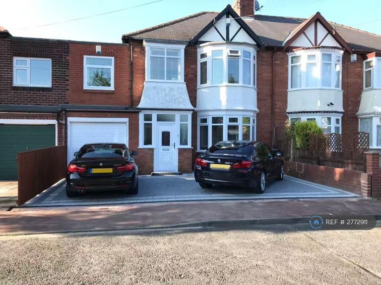 5 bedroom house in Mountfield Gardens, Newcastle Upon Tyne, NE3 (5 bed) (#2772911)