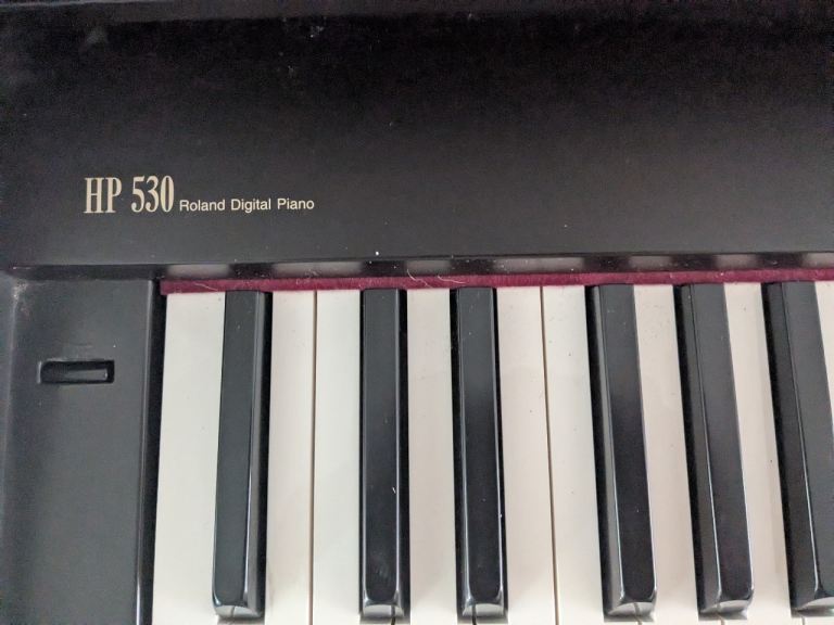 Roland HP530 with 88 Hammer action keys