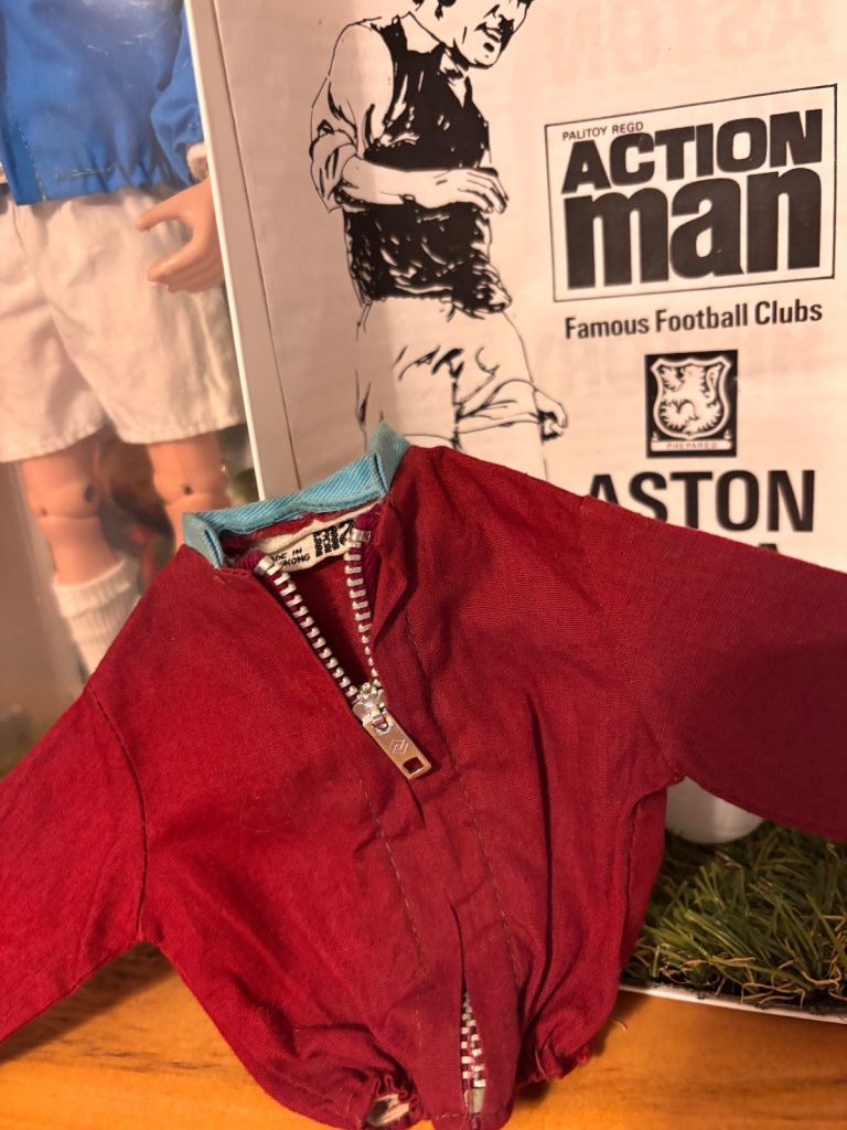 VINTAGE ACTION MAN ORIGINAL ASTON VILLA SIDEBURNS FOOTBALL/FOOTBALLER
