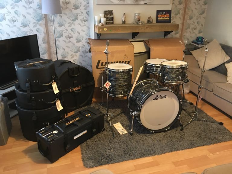 Ludwig Classic Maple Downbeat Kit In Vintage Black Oyster, Think Beatles!