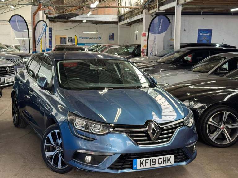 2019 Renault Megane 1.3 TCe Iconic Hatchback 5dr Petrol Manual Euro 6 (s/s) (140 ps) HATCHBACK Pe...