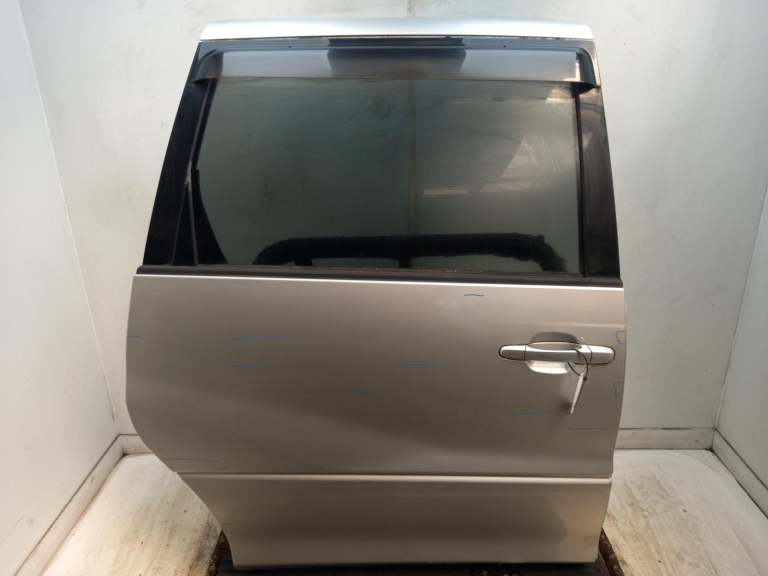 Toyota Estima Right Rear Door O/S 2000-2006 Unknown Mpv