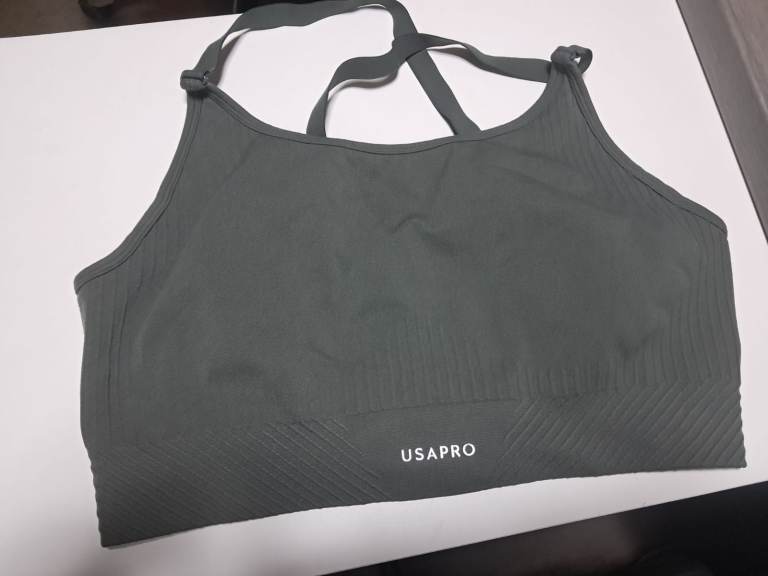 (FREE) USAPRO Sports Bras (2 Pack) – Grey and Blue, Used