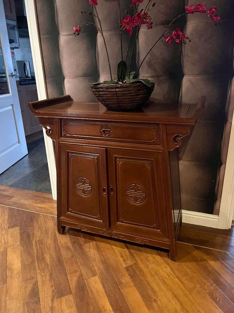 Chinese Style Hardwood Console Cabinet – Oriental Cherry / Rosewood