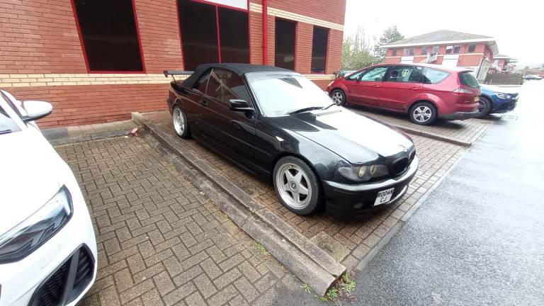 BMW, 3 SERIES, Convertible, 2004, Manual, 2171 (cc), 2 doors