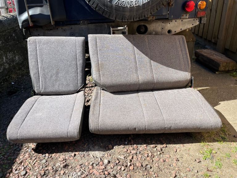 Land Rover Defender TD5 second row seats 