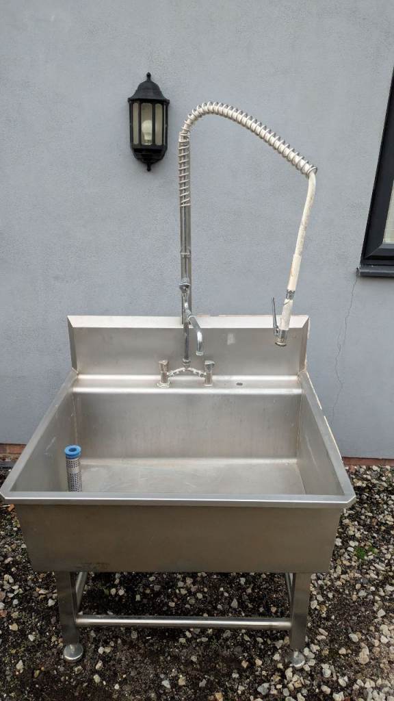 Stainless steel Dog/Pet wash station 