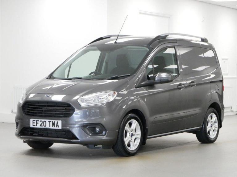 2020 FORD TRANSIT COURIER 1.0 ECOBOOST 100 BHP LIMITED NAV EDITION ( NO VAT )