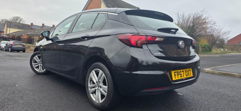 2018 Vauxhall Astra 1.6 CDTi 16V 136 Tech Line Nav 5dr HATCHBACK Diesel Manual