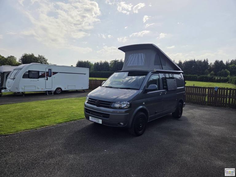 VW Transporter T5.1/T30 Kombi Highline Off-Grid Campervan