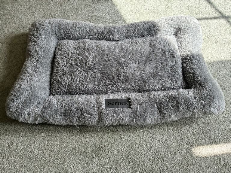 Scruffs cosy crate mat 75 x52 cm