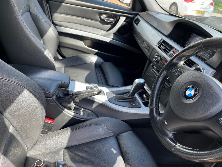 BMW, 3 SERIES, Saloon, 2010, Semi-Auto, 2993 (cc), 4 doors