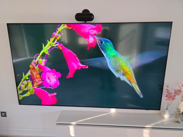 85 inch TV Samsung QE85Q60 4k Ultra HD QLED TV