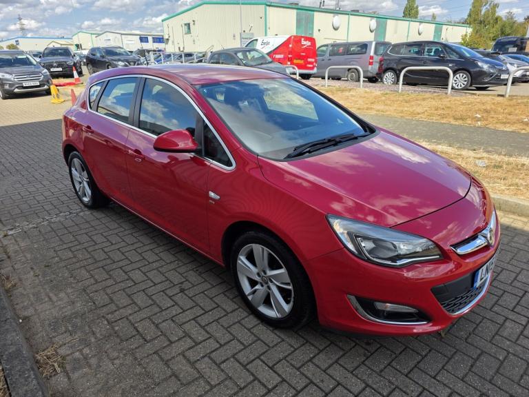 VAUXHALL ASTRA 1.6 i SRi Red Auto Petrol 2015