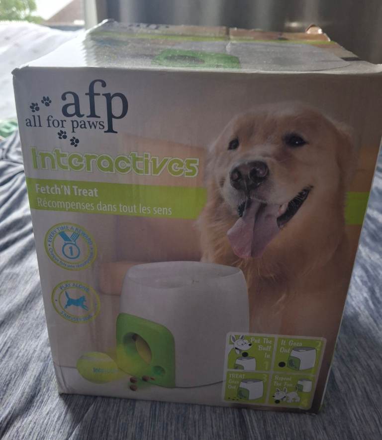 AFP Interactive dog ball launcher