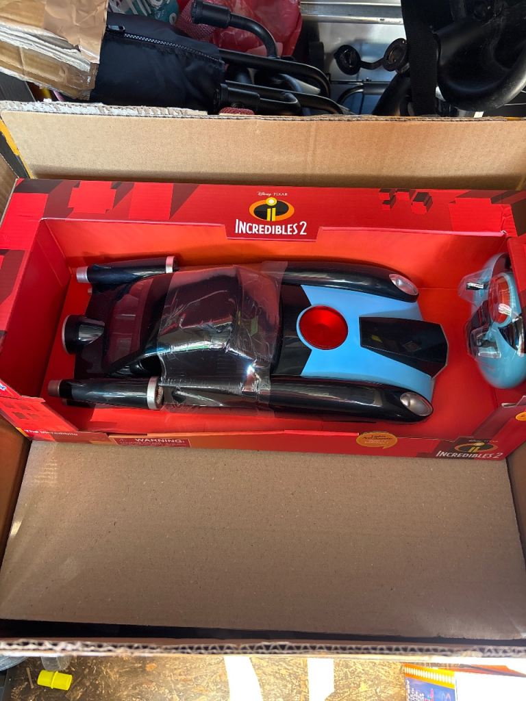 Incredibles 2 RC car 