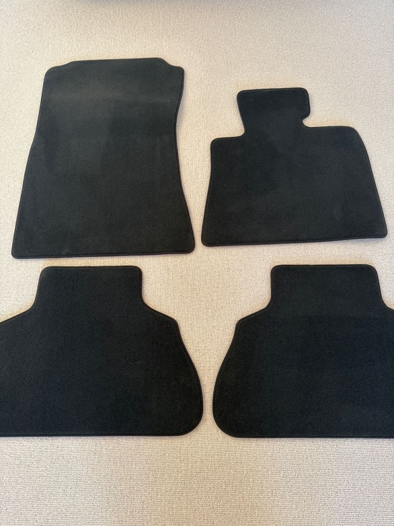 Genuine BMW X5 Floor Mats / Car Mats - New