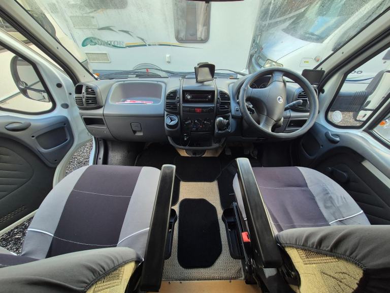 CI Carioca Living 15 Coachbuilt Motorhome 2004