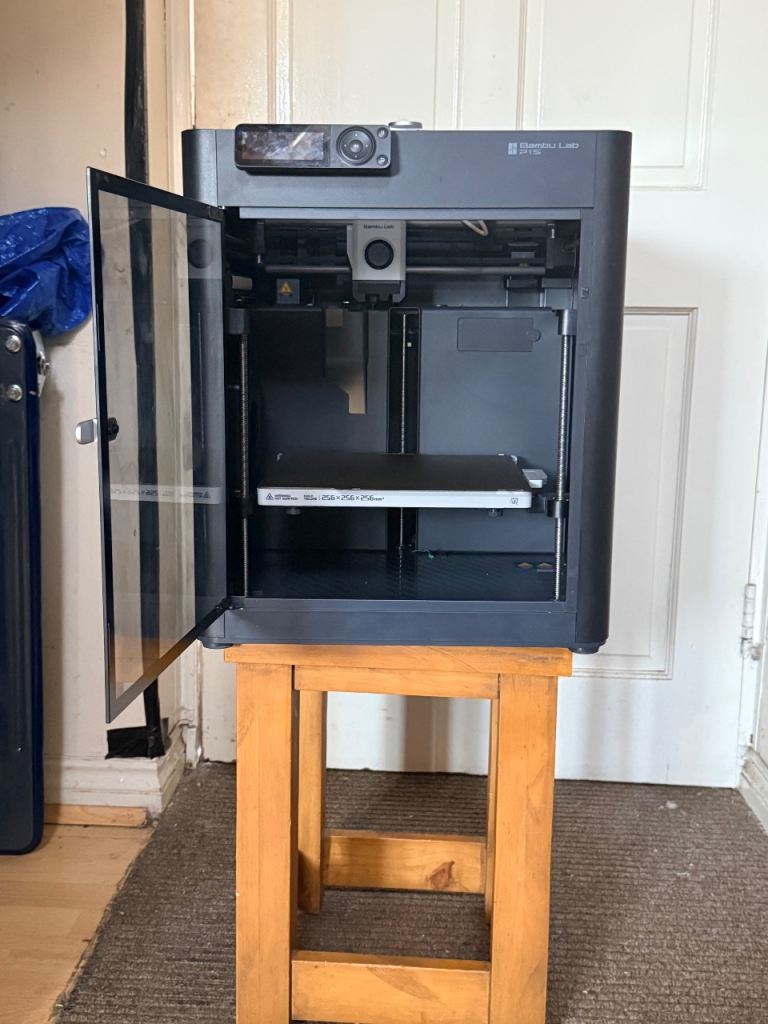 Bambu Lab P1S 3D Printer + 9 Sealed Filament Refills – Low Use – Boxed