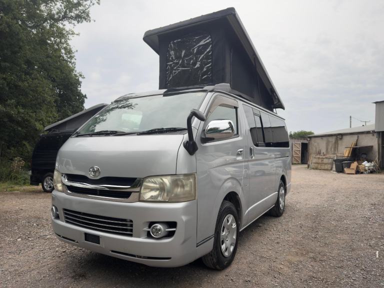 2007 Toyota Hiace REGIUSACE POP TOP 4 BERTH NEW FULL CAMPER CONVERSION AUTO