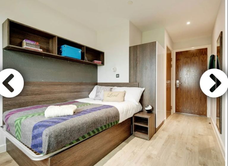 Student Room Available in Exeter