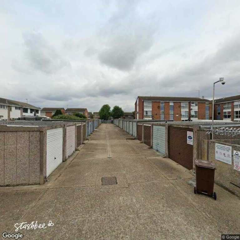 Garage to rent in East Tilbury (RM18) | Stashbee