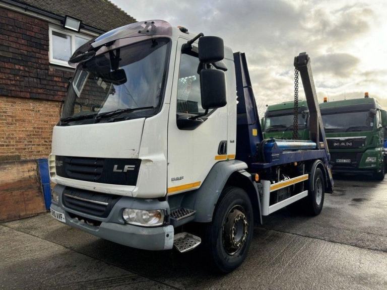 2010 DAF LF55.220 SKIP LOADER