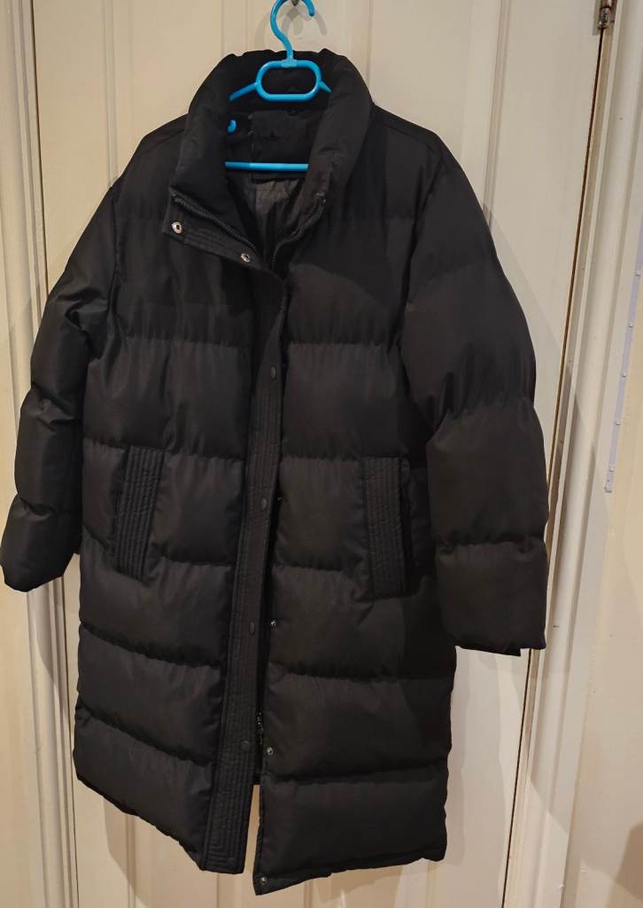 Women’s Black Long Quilted Puffer Coat Zip Closure Pockets Polyester Size M