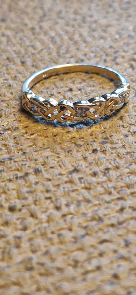 9ct carat yellow gold diamond set celtic design ring