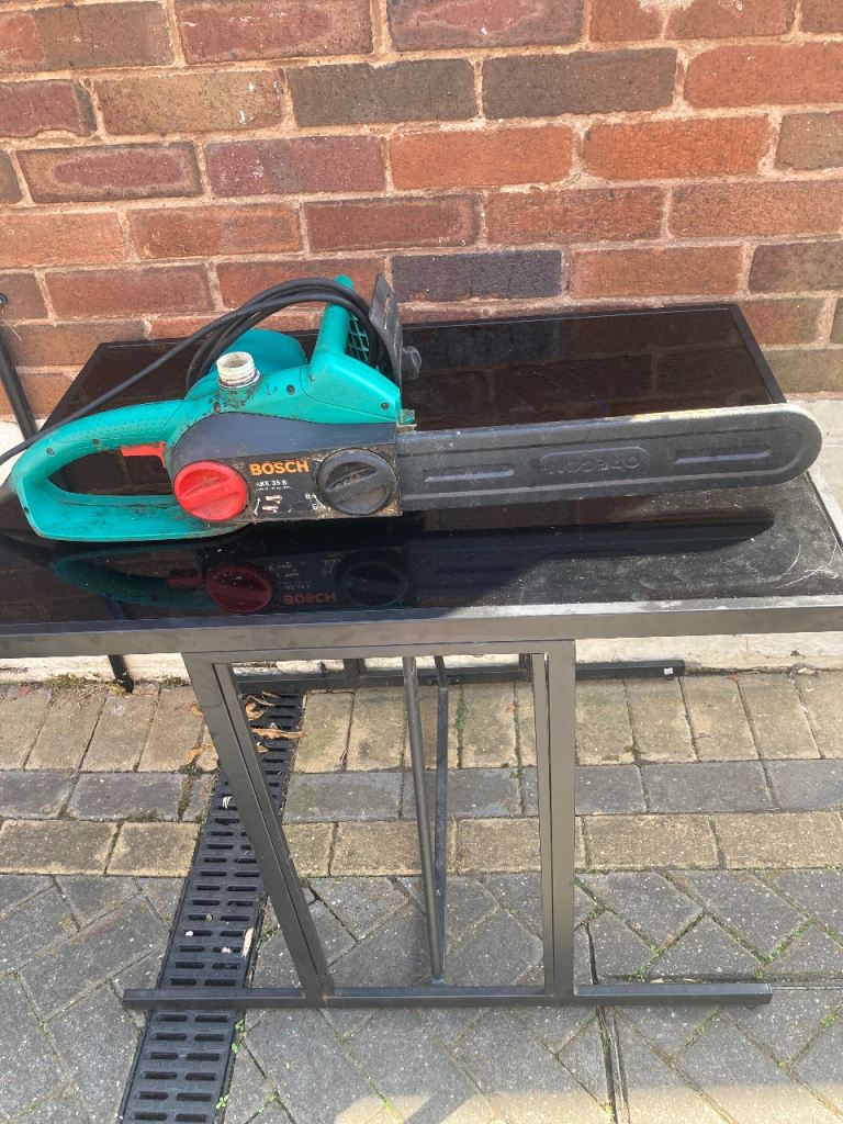 Bosch AKE 35B Chainsaw – Good Working Order