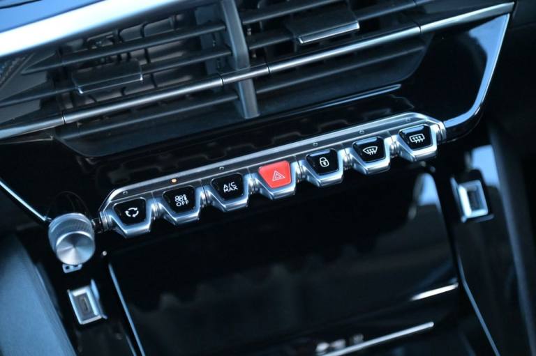 2023 Peugeot 208 1.2 PureTech Allure Premium + Hatchback 5dr Petrol EAT Euro 6 (s/s) (130 ps Hatc...