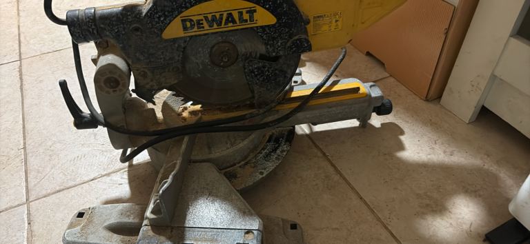 Dewalt