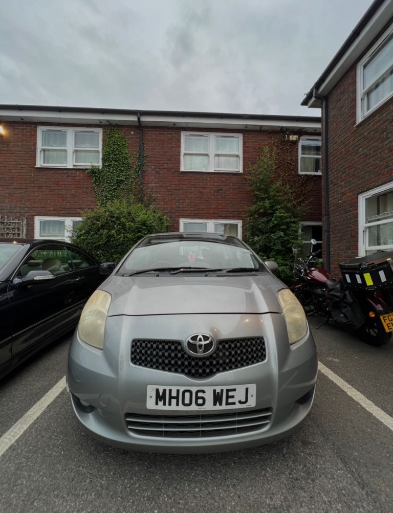 Toyota, YARIS, Hatchback, 2006, Manual, 1296 (cc), 3 doors