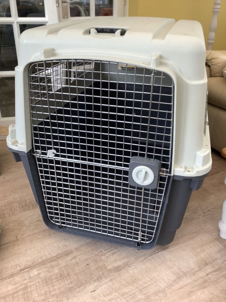 Dog crate/carrier XL