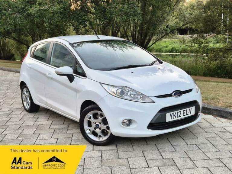 Ford, FIESTA, Hatchback, 2012, Manual, 1242 (cc), 5 doors