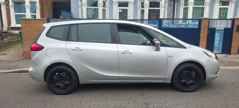 Vauxhall Zafira 2014 1.4 ulez free 82k new shape