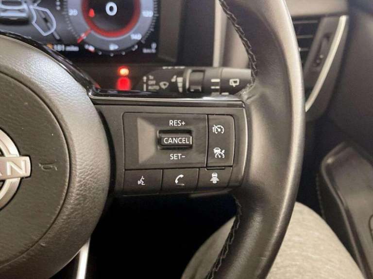 2022 Nissan Qashqai 1.3 DIG-T MHEV N-Connecta Euro 6 (s/s) 5dr Manual SUV Hybrid Manual