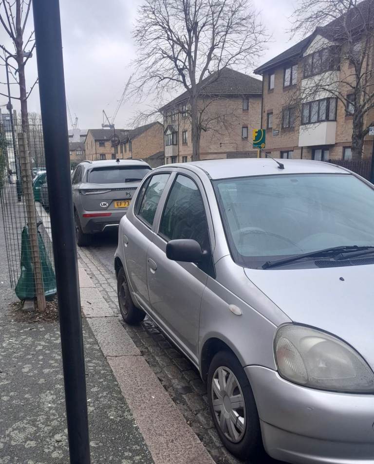 Y reg Toyota yaris 5 doors manual petrol 