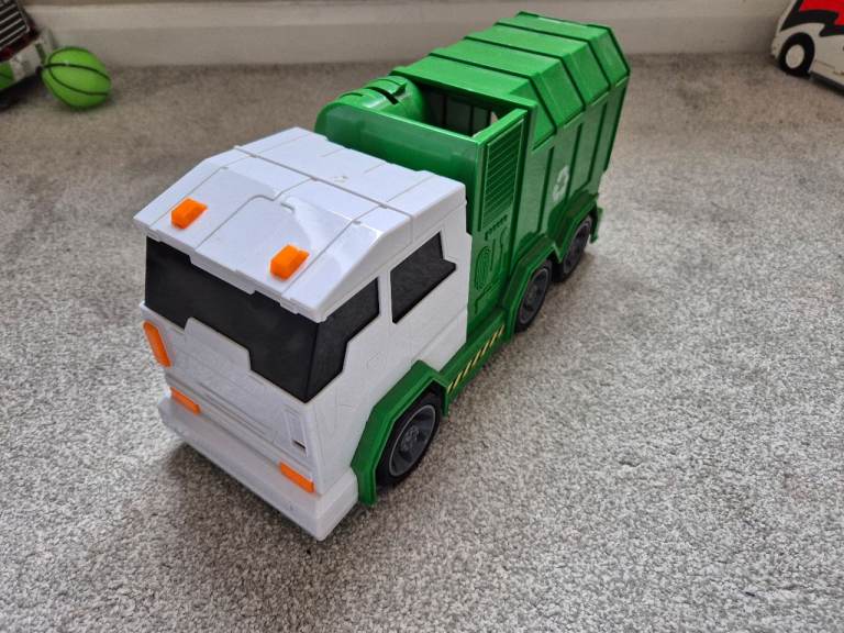 Toy bin lorry