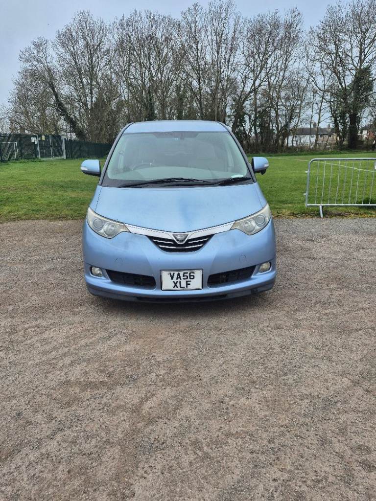 TOYOTA ESTIMA HYBRID IMPORT 