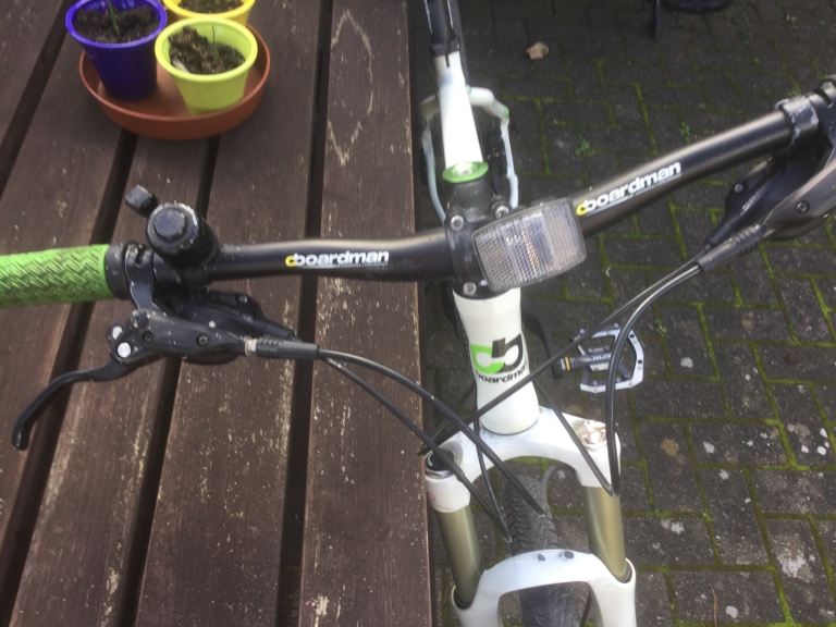 Boardman Mountain Bike – White, Good Condition